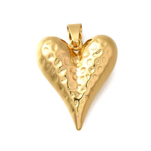 Load image into Gallery viewer, Hammered Heart Charm