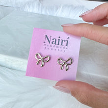Load image into Gallery viewer, Coquette Bow Earrings