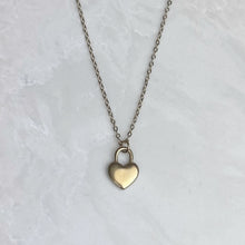 Cargar imagen en el visor de la galería, Heart Lock