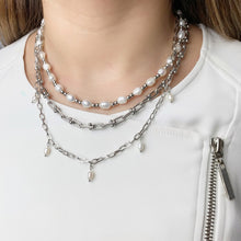 Load image into Gallery viewer, Pretty in Pearls Choker