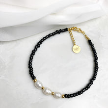 Load image into Gallery viewer, Three Pearls Anklet