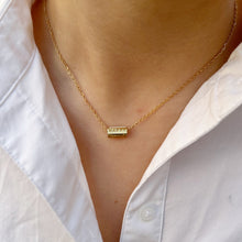 Cargar imagen en el visor de la galería, Happy Dainty Necklace
