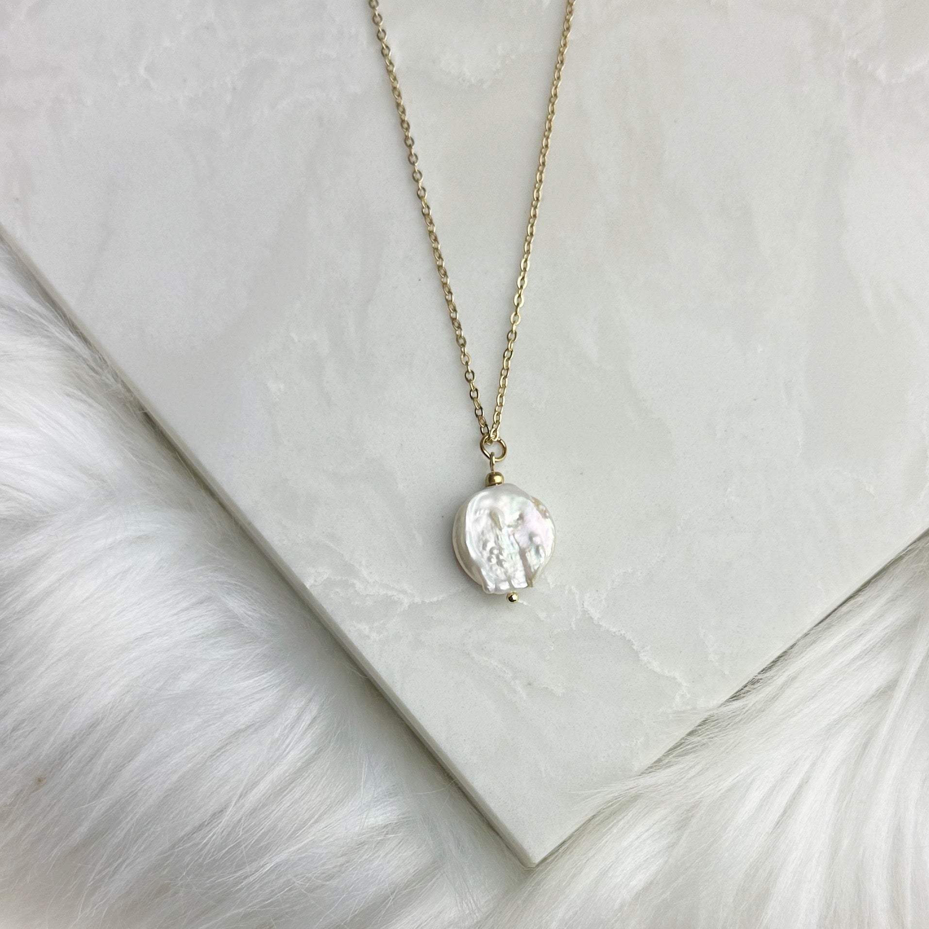 Luna Pearl Necklace