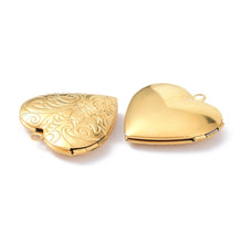 Cargar imagen en el visor de la galería, Heart Locket Charm
