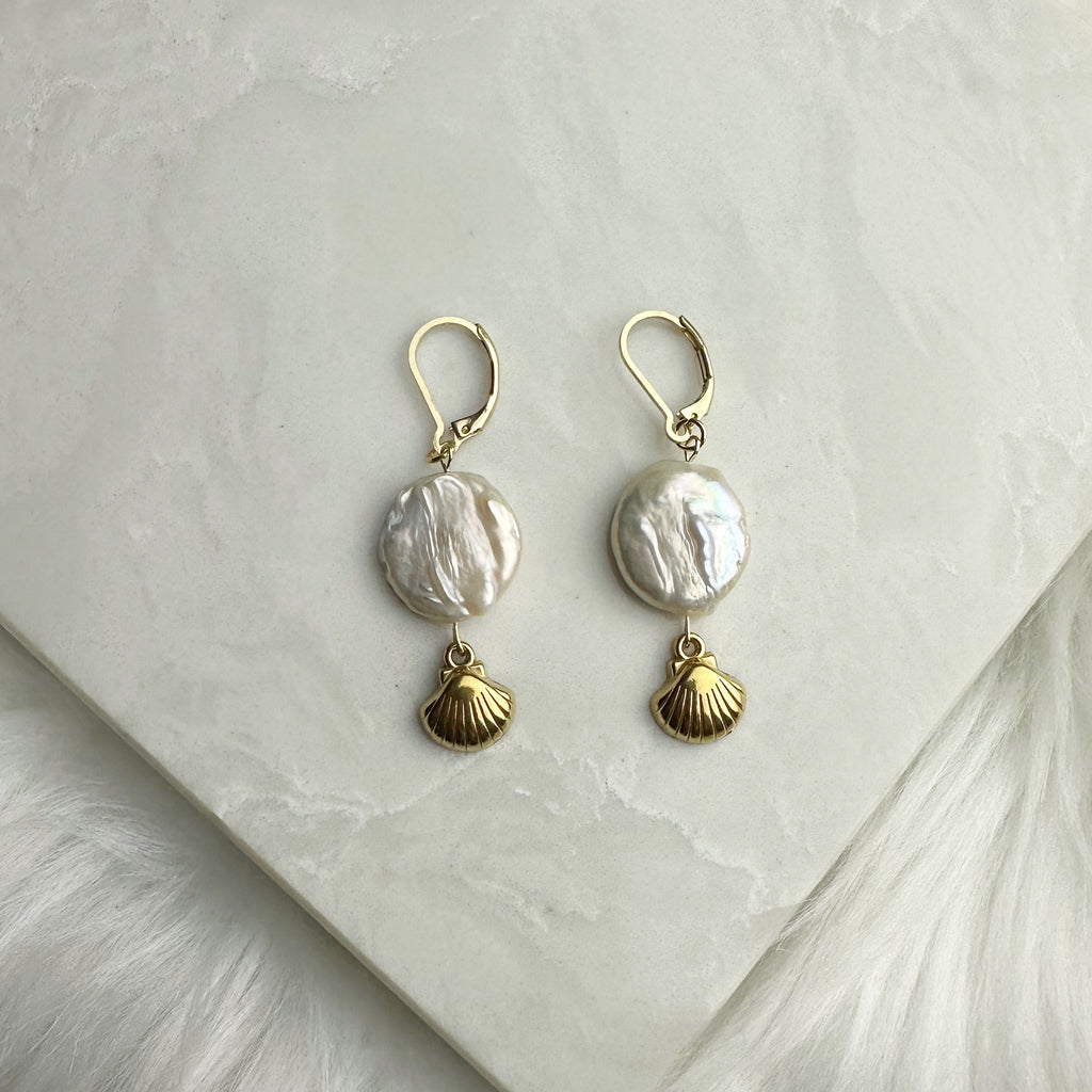 Luna Pearl Earrings