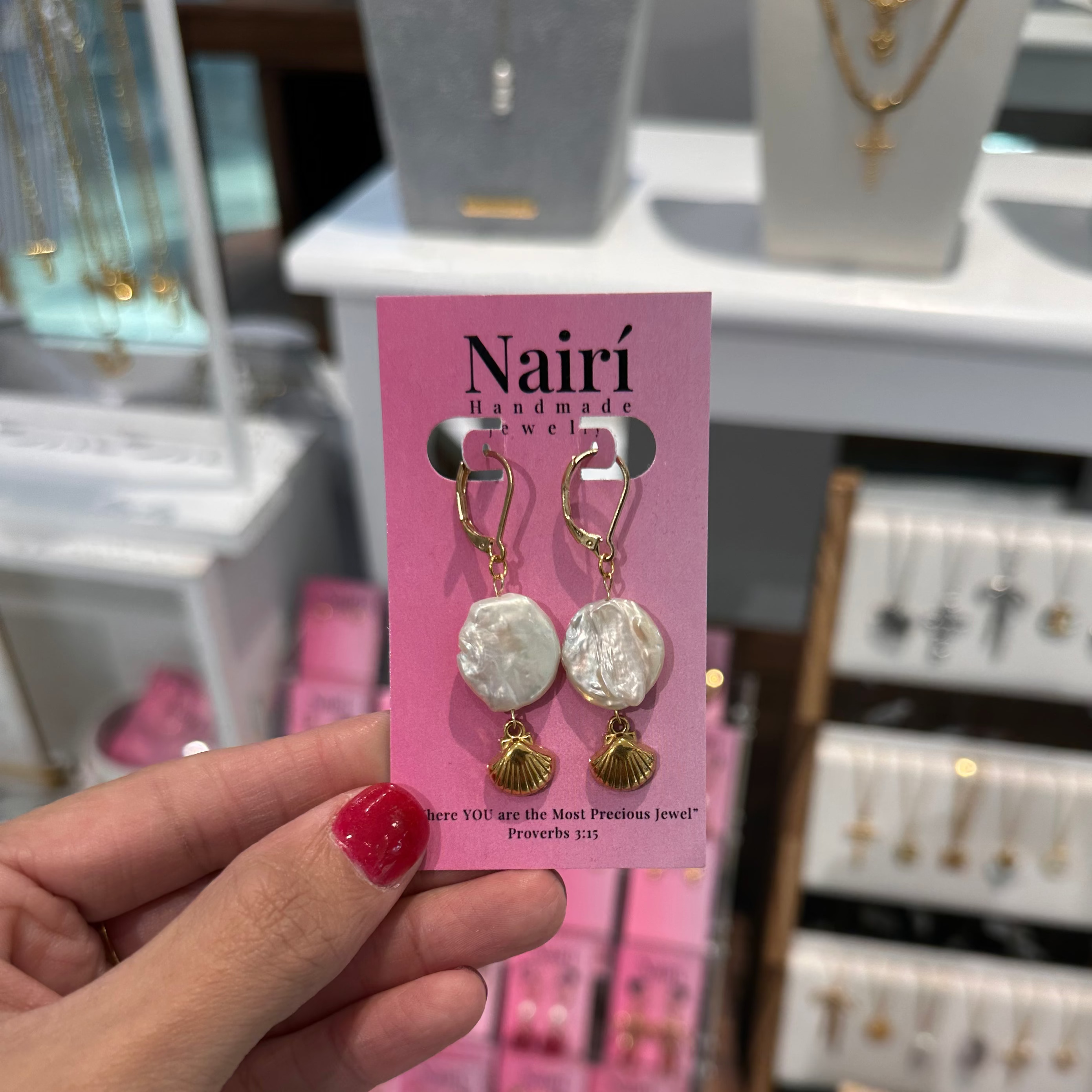 Luna Pearl Earrings
