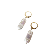 Load image into Gallery viewer, Andrea Earrings
