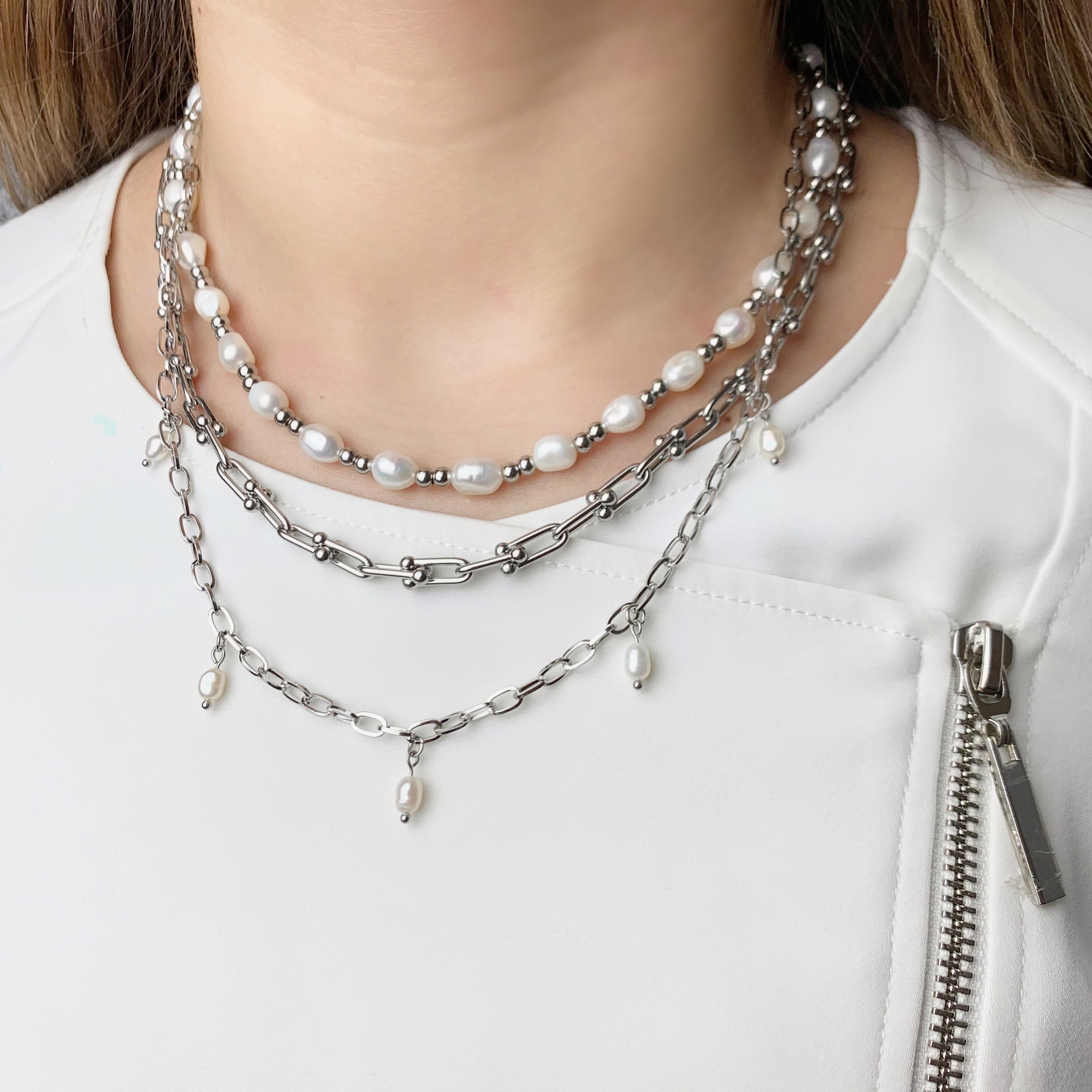 Pretty in Pearls Choker