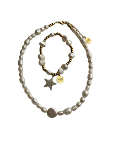 Irregular Pearls Necklace