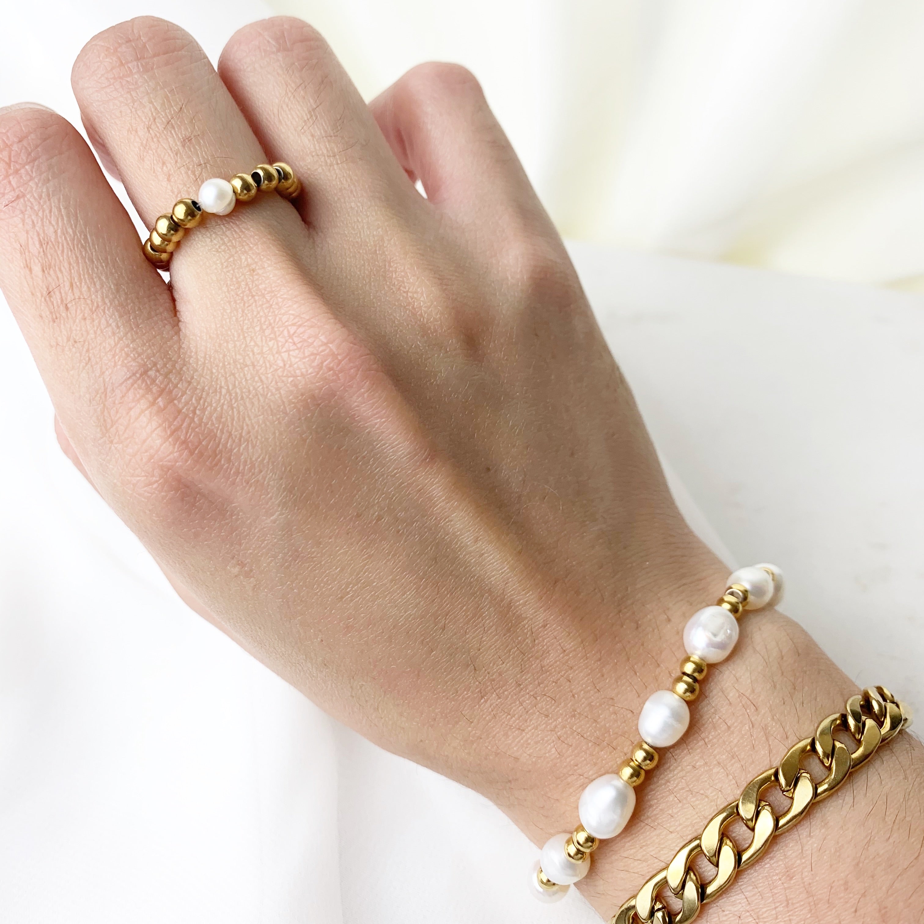 Pretty in Pearls Bracelet